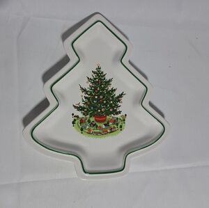 Pfaltzgraff Heritage Large Christmas Tree‎ Shaped Dish  10 3/8"